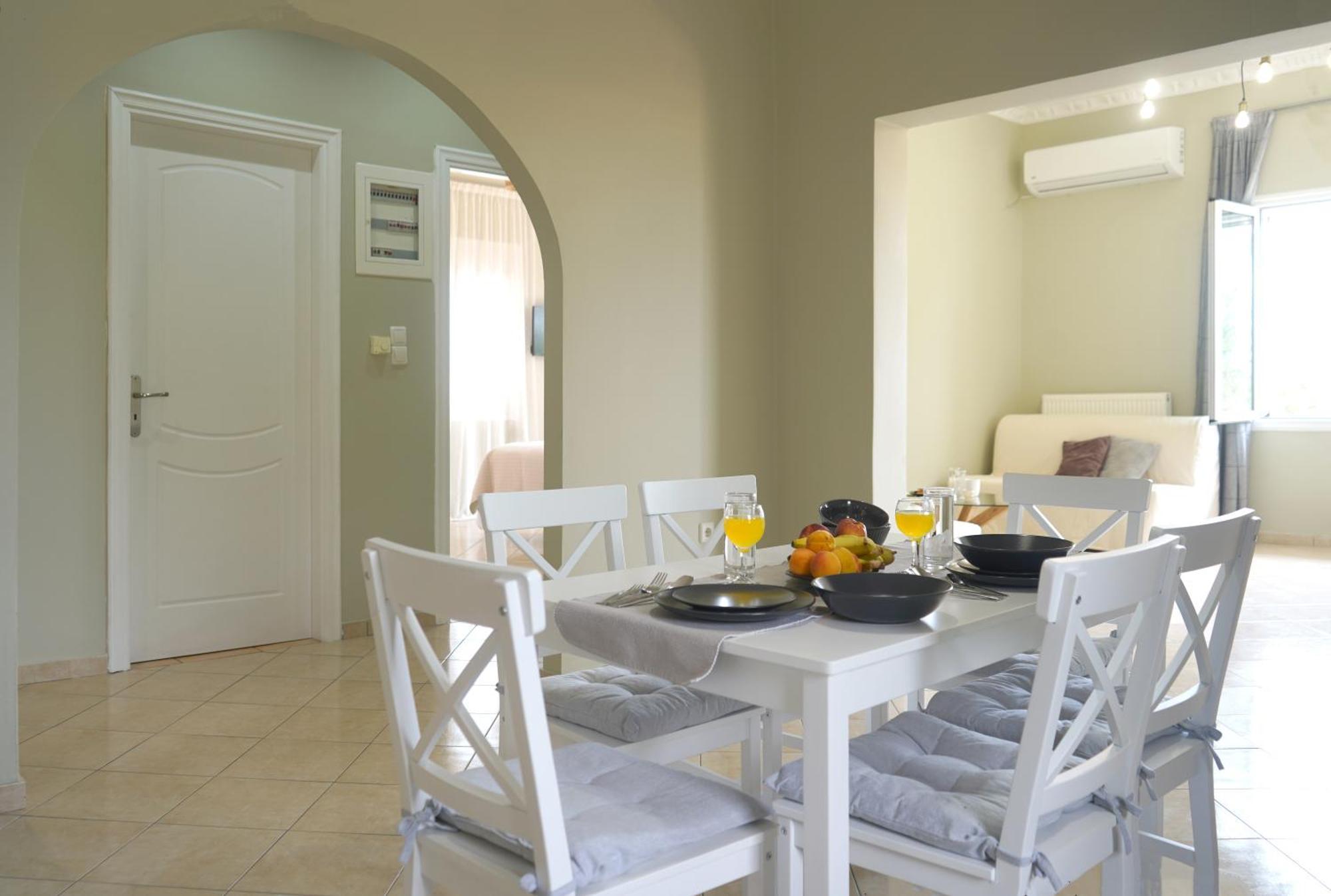 Kalimera Suite Kalamata Exterior photo