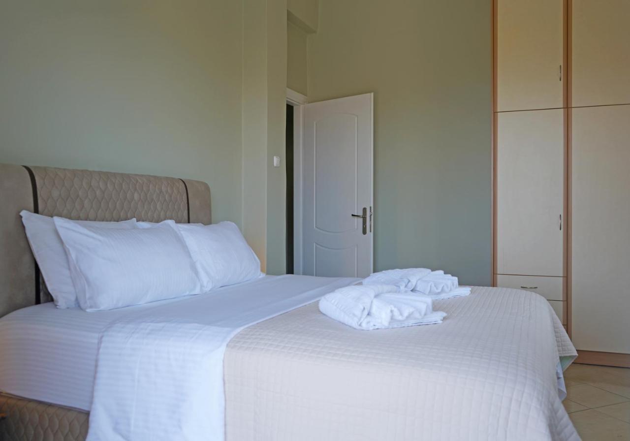 Kalimera Suite Kalamata Exterior photo